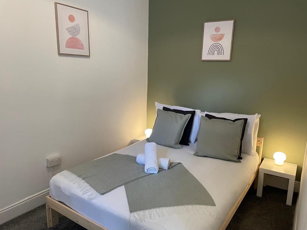 Kitchener - Wonderful 2-Bedroom Apt Sleeps 5 Free Parking Free Wifi 盖茨黑德 外观 照片