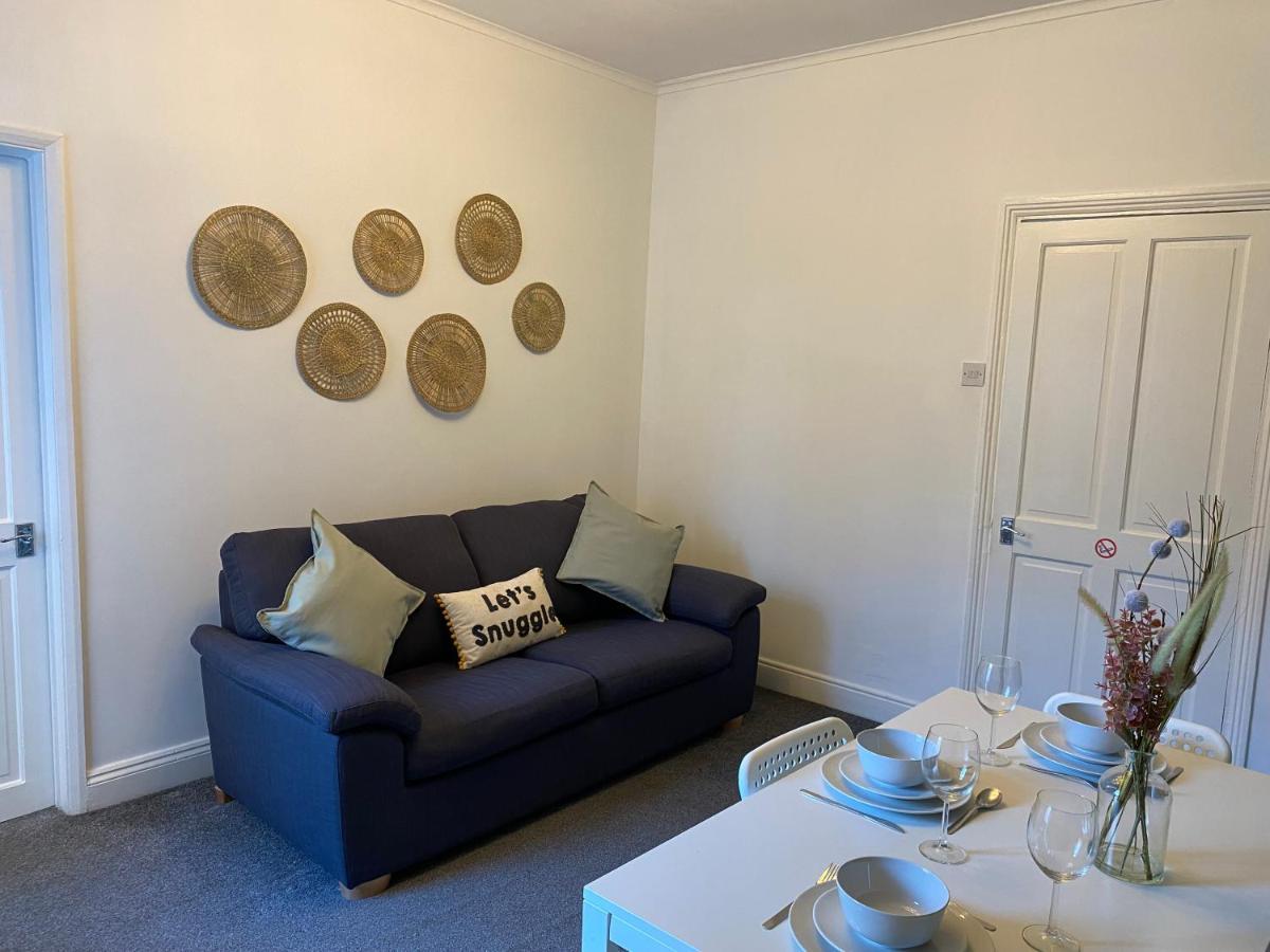 Kitchener - Wonderful 2-Bedroom Apt Sleeps 5 Free Parking Free Wifi 盖茨黑德 外观 照片