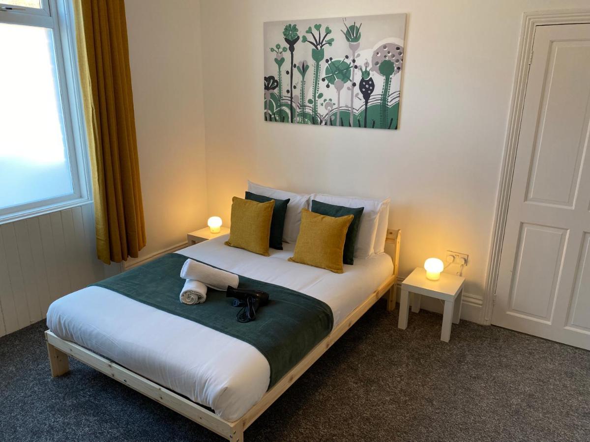 Kitchener - Wonderful 2-Bedroom Apt Sleeps 5 Free Parking Free Wifi 盖茨黑德 外观 照片
